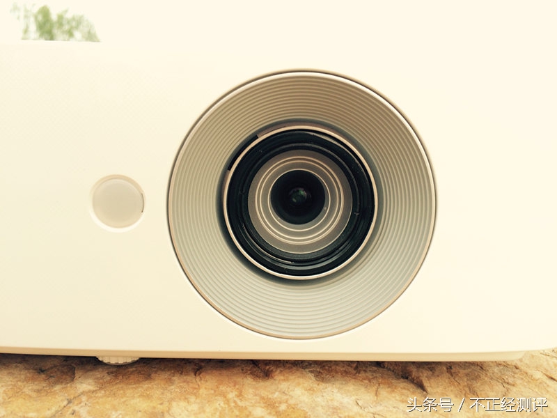 明基th685游戏投影机,明基th683投影