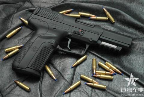 手枪之王沙漠之鹰和平精英,沙漠之鹰手枪王者