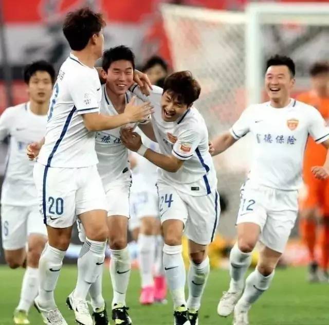 涓秴寮曡繘闊╁浗鐞冨憳,涓秴寮曡繘澶栨彺鐨勫埄涓庡紛