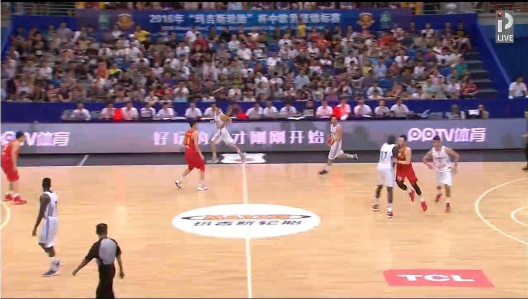 男篮打架名场面赵继伟,男篮群殴完整版