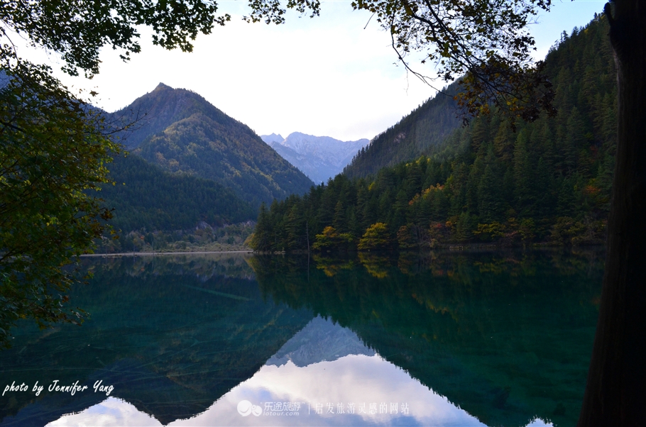 来到大山深处人间仙境,灵气缭绕人间仙境