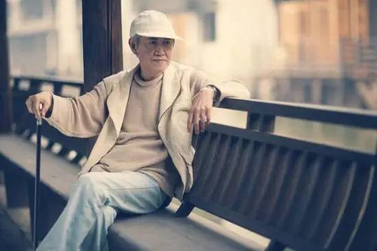 我们确曾用玫瑰做了些美好的事情