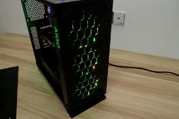 rgb光污染机箱推荐,光污染电脑机箱推荐