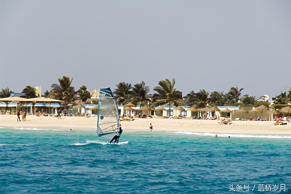 足球的地理位置在哪,足球五大位置详解