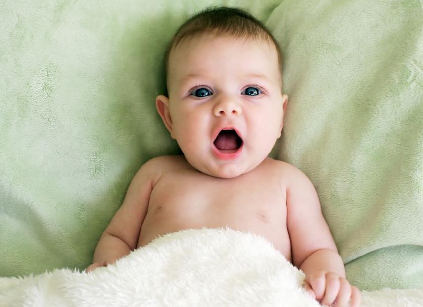 三月宝宝腹泻怎么判断严不严重,三月龄宝宝怎样看是不是拉肚子