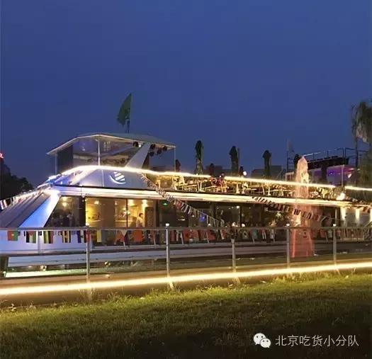 撸串最美的地方,北京烤串老字号有名的店