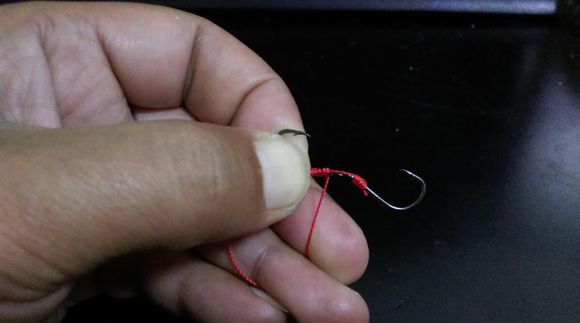 老钓手如何上鱼竿视频教学,老钓友怎么绑竿稍绳