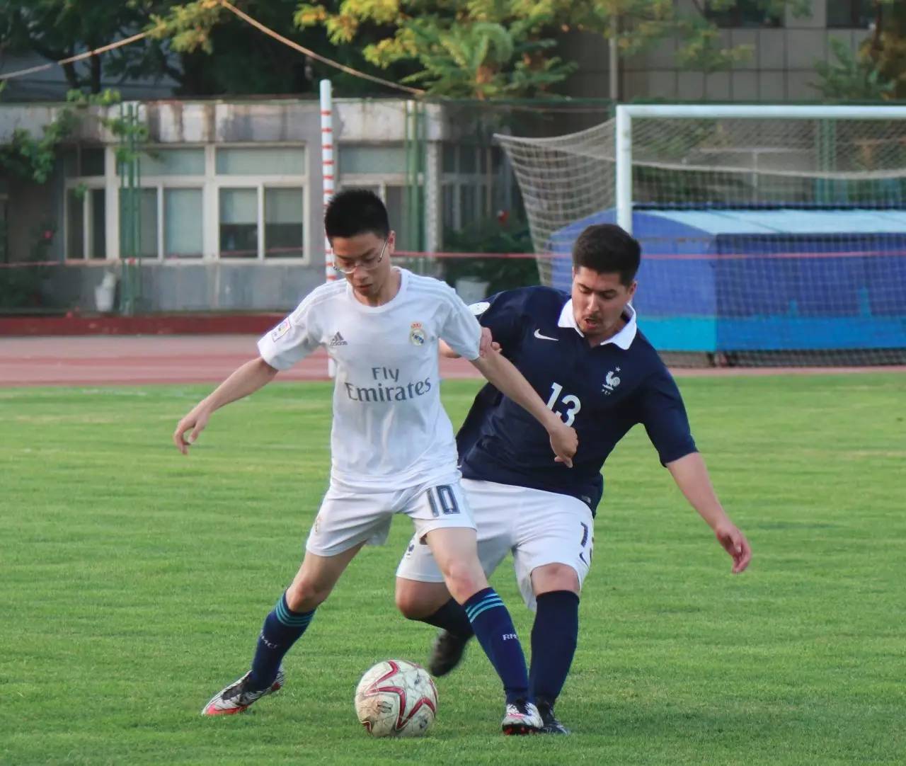 毕业特刊设计风格,毕业特刊主题照片