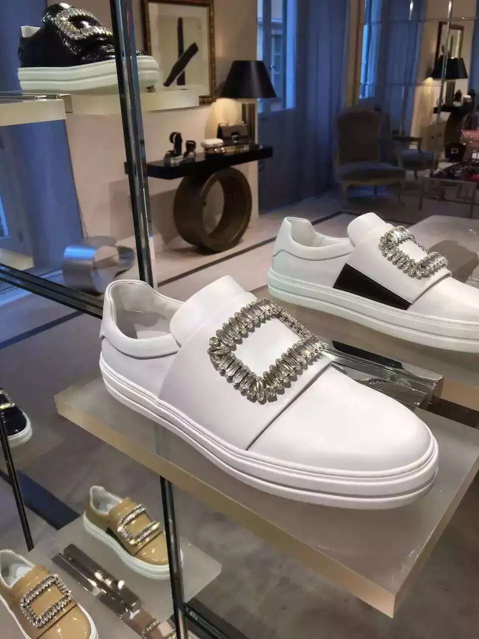 rogervivier方扣单鞋,rogervivier方扣鞋各款式