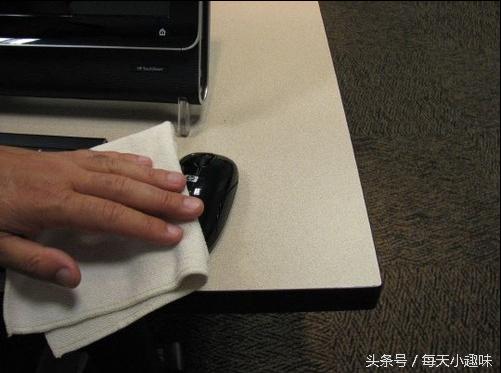 我待鼠标如初恋？怎能再让它充满细菌，轻松几步让鼠标不再肮脏