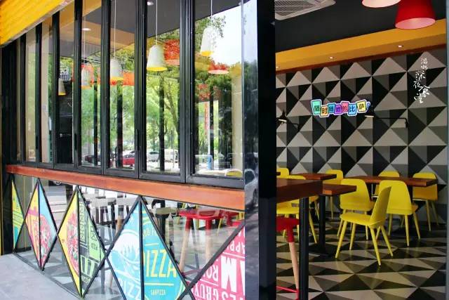 好吃的榴莲披萨推荐,好吃不贵的榴莲爆浆披萨