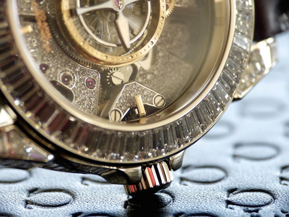 欧米茄的腕表介绍,欧米茄陀飞轮腕表