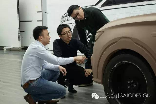 荣威2016rx5互联网自动版,荣威全新rx5模型