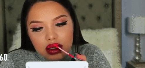 涂100层唇釉试色,涂100层口红的效果