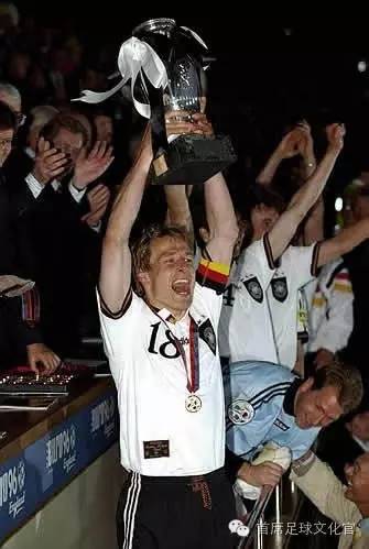 克林斯曼高光集锦金色轰炸机,黄金轰炸机克林斯曼什么位置