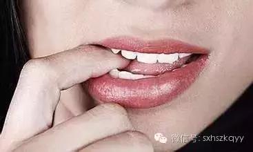 常见排齐牙齿的四大方法,牙齿拥挤重叠矫正过程