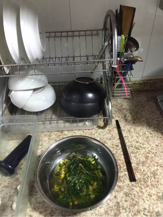 我和男朋友结婚半年了，生活当中我们俩就是谁有空谁下厨房