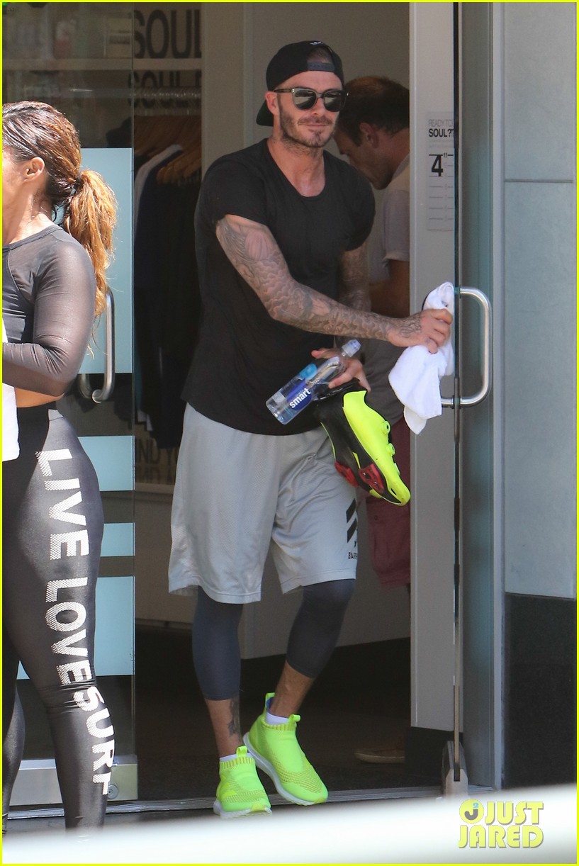 阿迪达斯贝克汉姆联名鞋,阿迪达斯贝克汉姆同款鞋