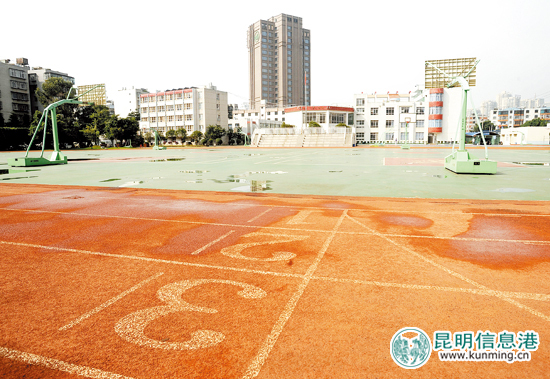 成都市的学校操场对外开放吗,学校操场早上对外开放吗