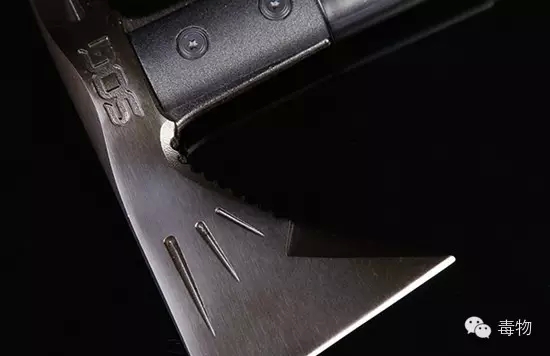 披荆斩棘的战斧用什么钢材,拿好你的战斧为自己披荆斩棘