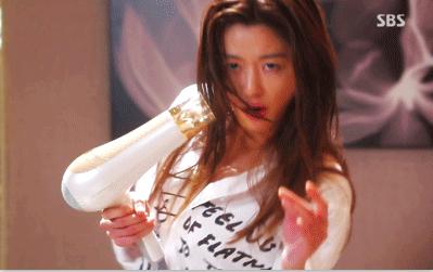 惊！原来这样洗头会令头发越来越少！附：老中医生发秘方！