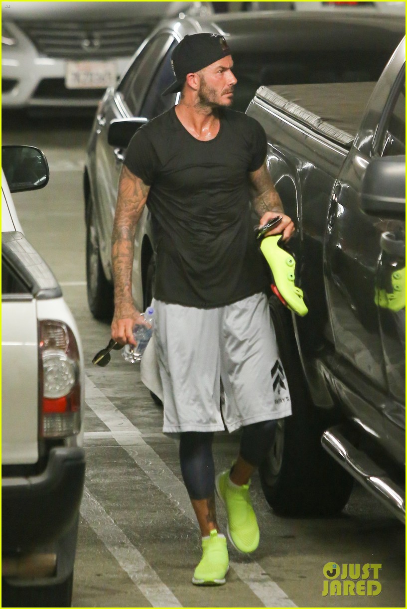 阿迪达斯贝克汉姆同款鞋,小贝穿的球鞋