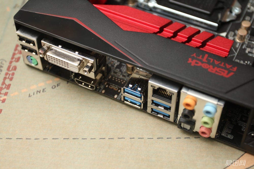 追风者515机箱可以装大主板吗,华擎b150装nvme