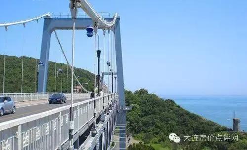 大连星海曾经的大船,大连星海广场标志性建筑是什么