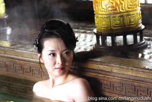 拍爱情戏大胆不惧男伴吃醋的女星