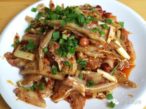 这个挨着成都建设巷的新新社区，看起来好像很好吃。