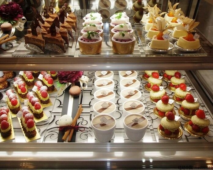 第一次光临的早餐店,第一次光顾楼下菜店