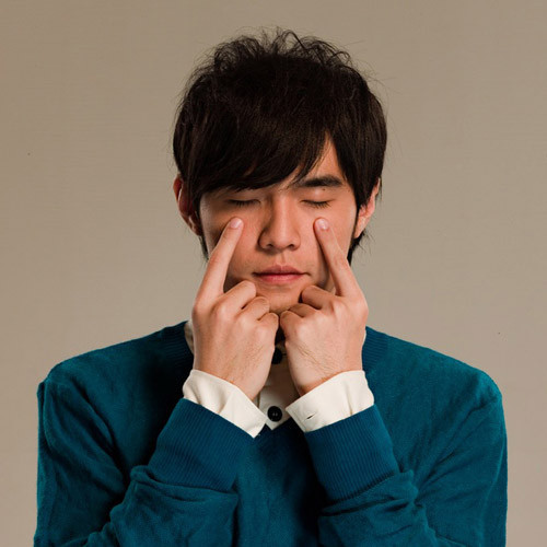 按摩哪里对眼睛有奇效,怎样按摩保健眼睛