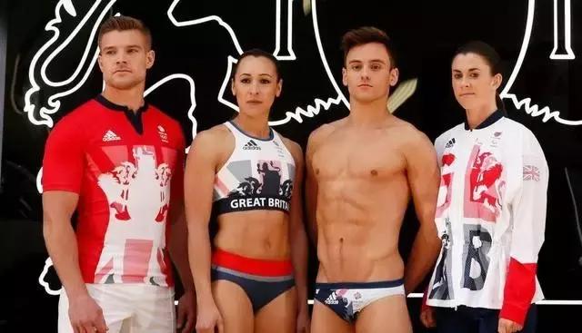 奥运队服,奥运国旗披身