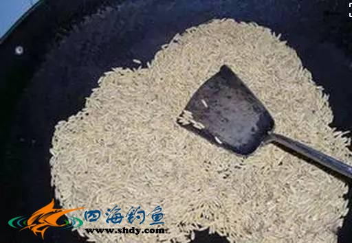 夏天浮钓草鱼必备窝料,专门对付滑鱼!