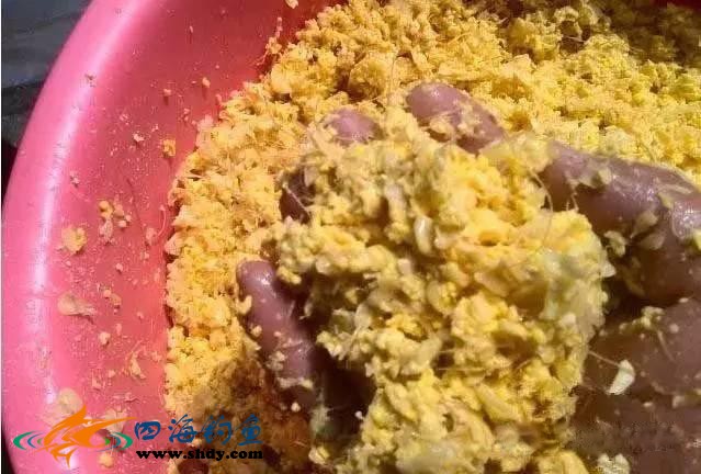 夏天浮钓草鱼必备窝料,专门对付滑鱼!