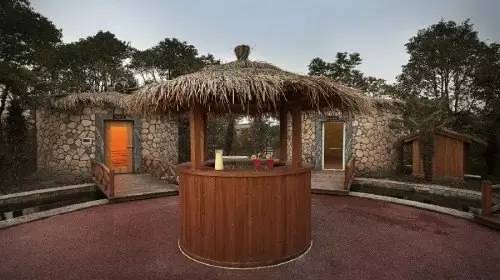 热了吧，来雪浪湖浪一夏吧！上海雪浪湖泼水节等你来嗨！