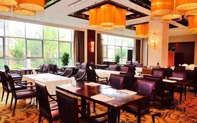 青岛自助餐现在价格,扫荡美食