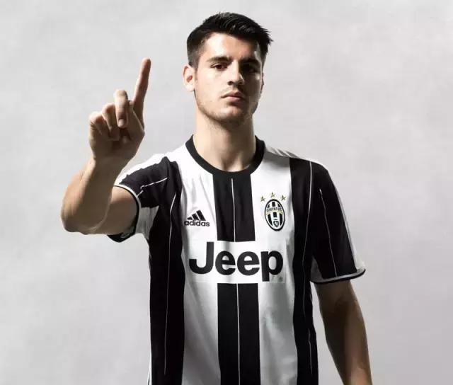 新赛季值得买的装备,23-24赛季蓝十字主场球衣