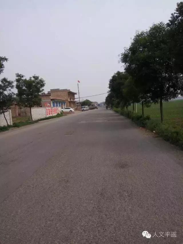 行走在乡上的路上,行走在田野乡间