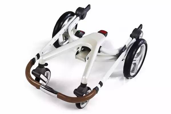 让老爸带你飞！人生的第一辆座驾必须炫酷