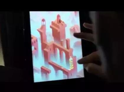 火进《纸牌屋》的奇妙手机游戏，竟然还是“门外汉”做的？