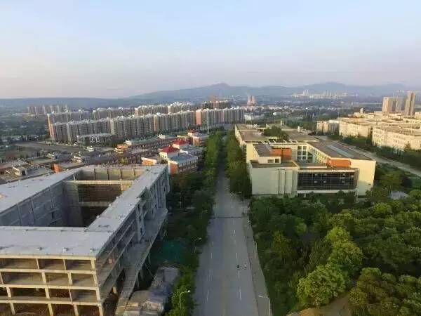 100米城建,100米上帝视角