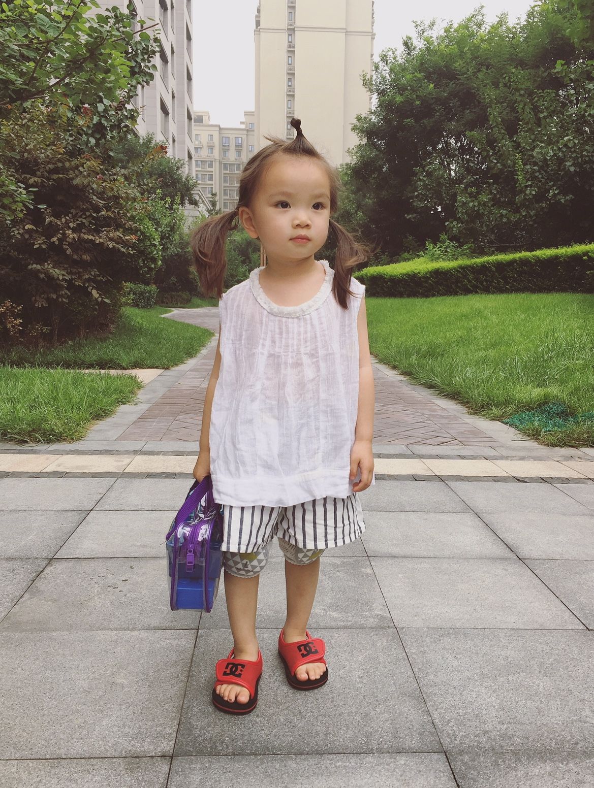 童装年底全场清仓,童装大清仓视频