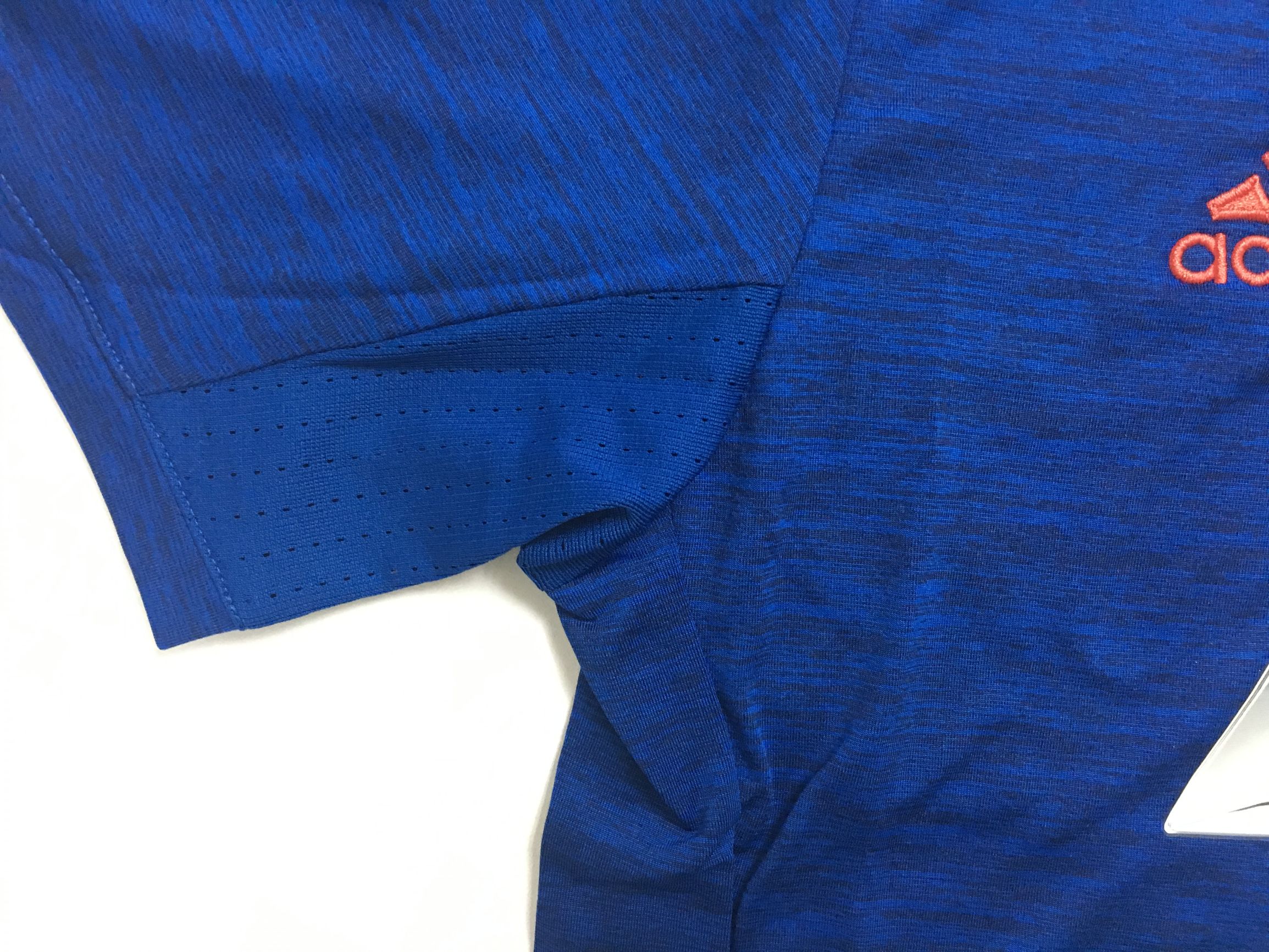 曼联历年客场球衣一览图阿迪达斯,曼联16-17赛季客场球衣