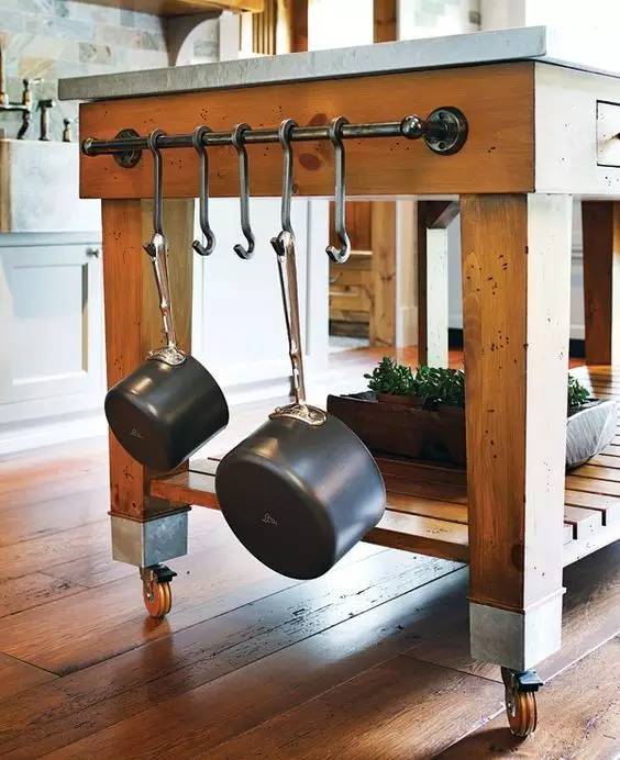 日本人厨房收纳锅具,锅具收纳妙招大全