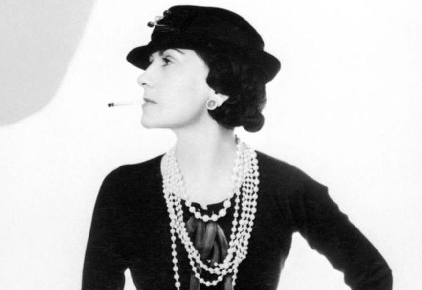 小众手链推荐中性风,比奶奶灰更深的灰