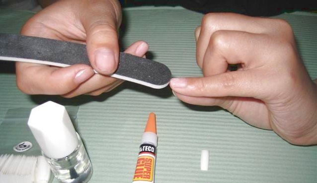 简单的法式美甲教程,简单干净的法式甲