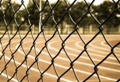 和你侃:世人只顾防老王却被隔壁老宋翻了墙