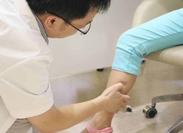 寻乌县小鱼儿,小鱼儿护长江捐款活动