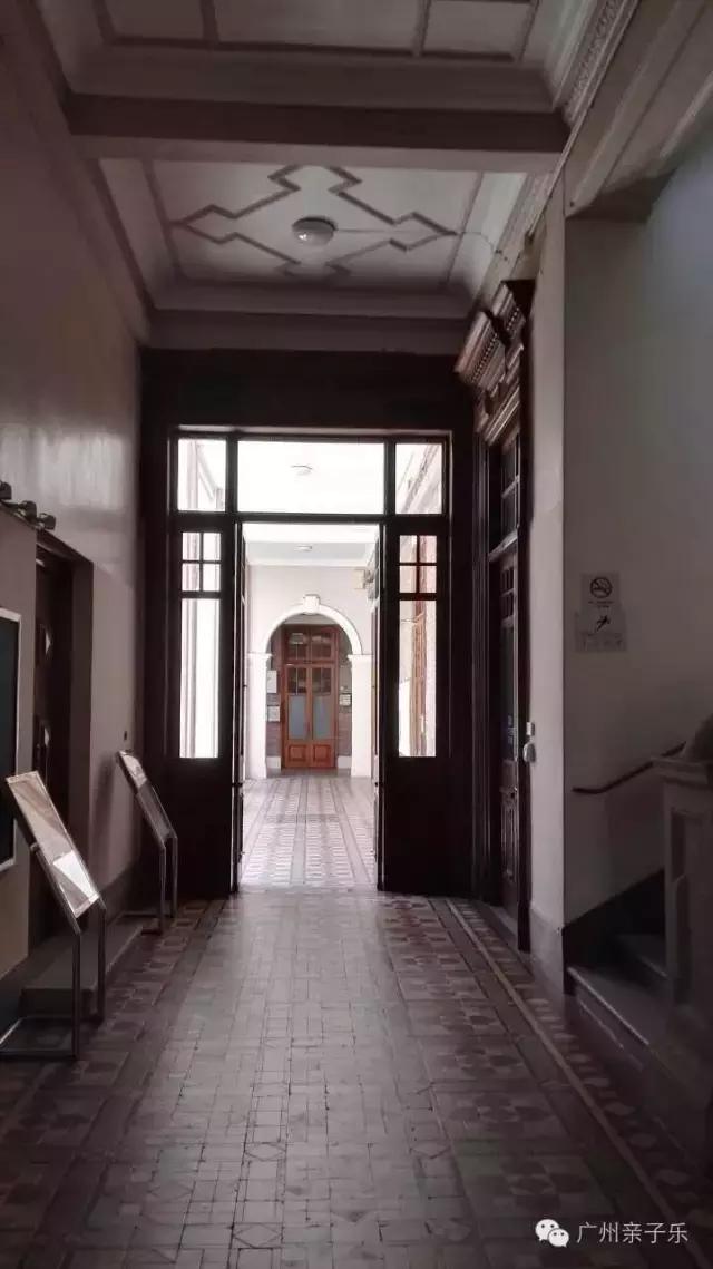 去香港去哪些地方购物,去香港旅游购物哪里好一点